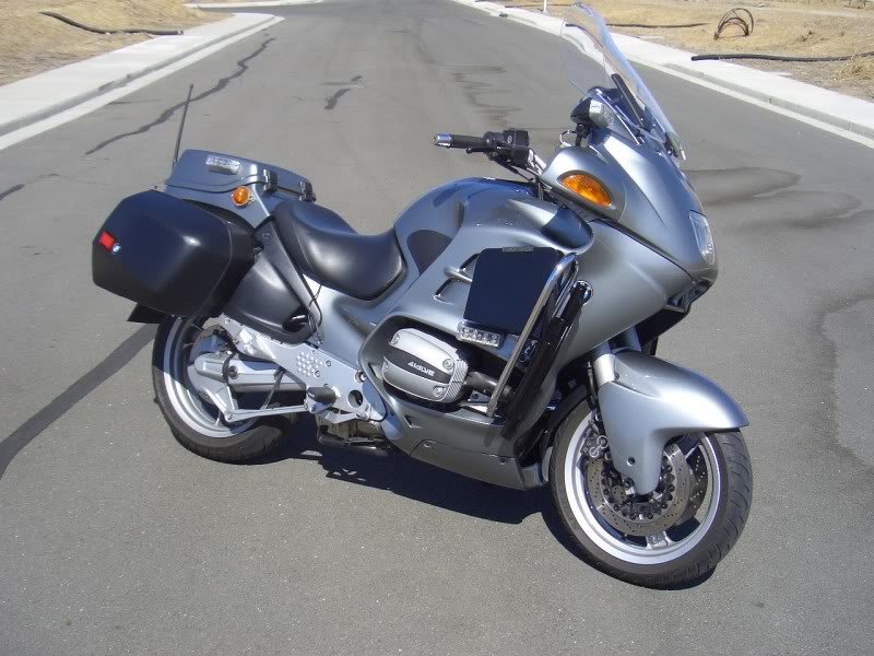 BMWnewpaint_7f0eb70ab36f4e19fbde14ebbebbf26ac94d7eb0.jpg