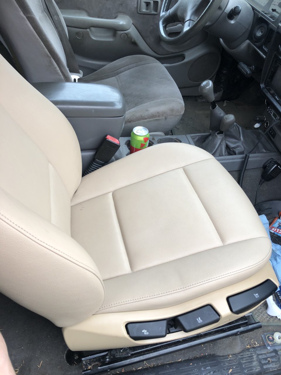 BMWSeats.jpg