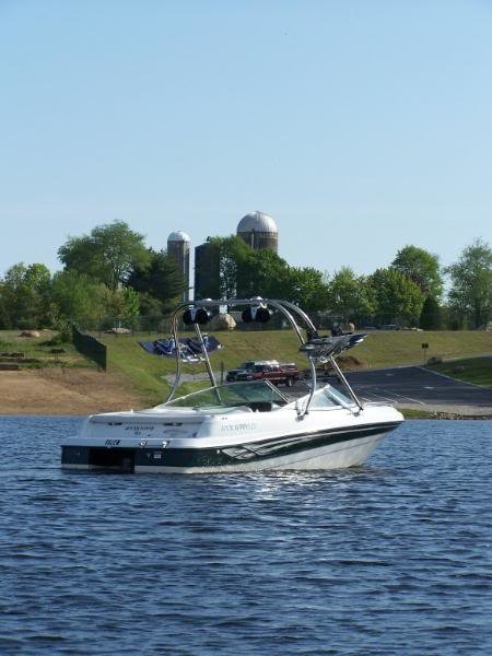 Boat2009007_99119975cc2d9abf9c3d4c9695bf3749c612968d.jpg