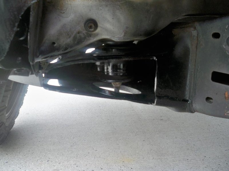 Body Mount Chop 008.jpg