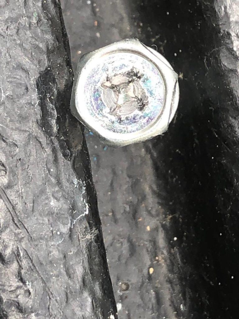 Bolt grabhandle.jpg