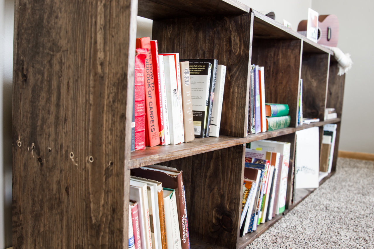 Bookshelf_Resized-15.jpg