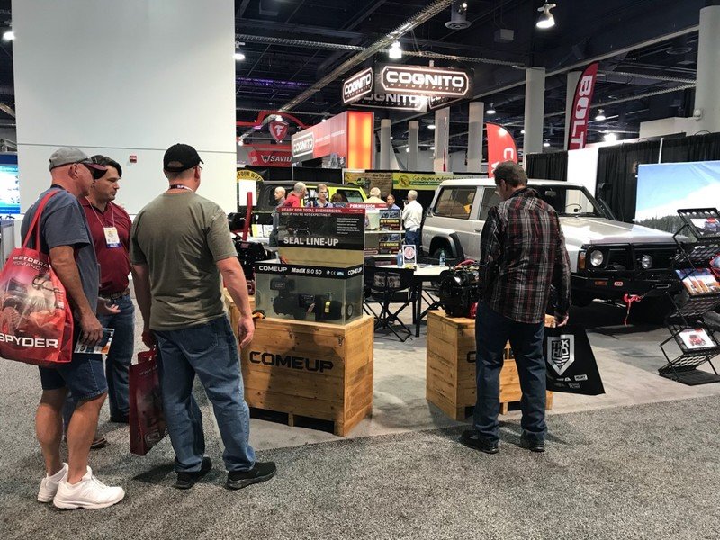 booth2_zpspmuxwzse_4b0a1f4b1c0a5cede3365f11e805e3e46617781d.jpg
