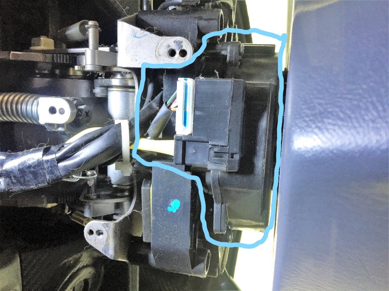 Bottom of Clock Spring 4.jpg