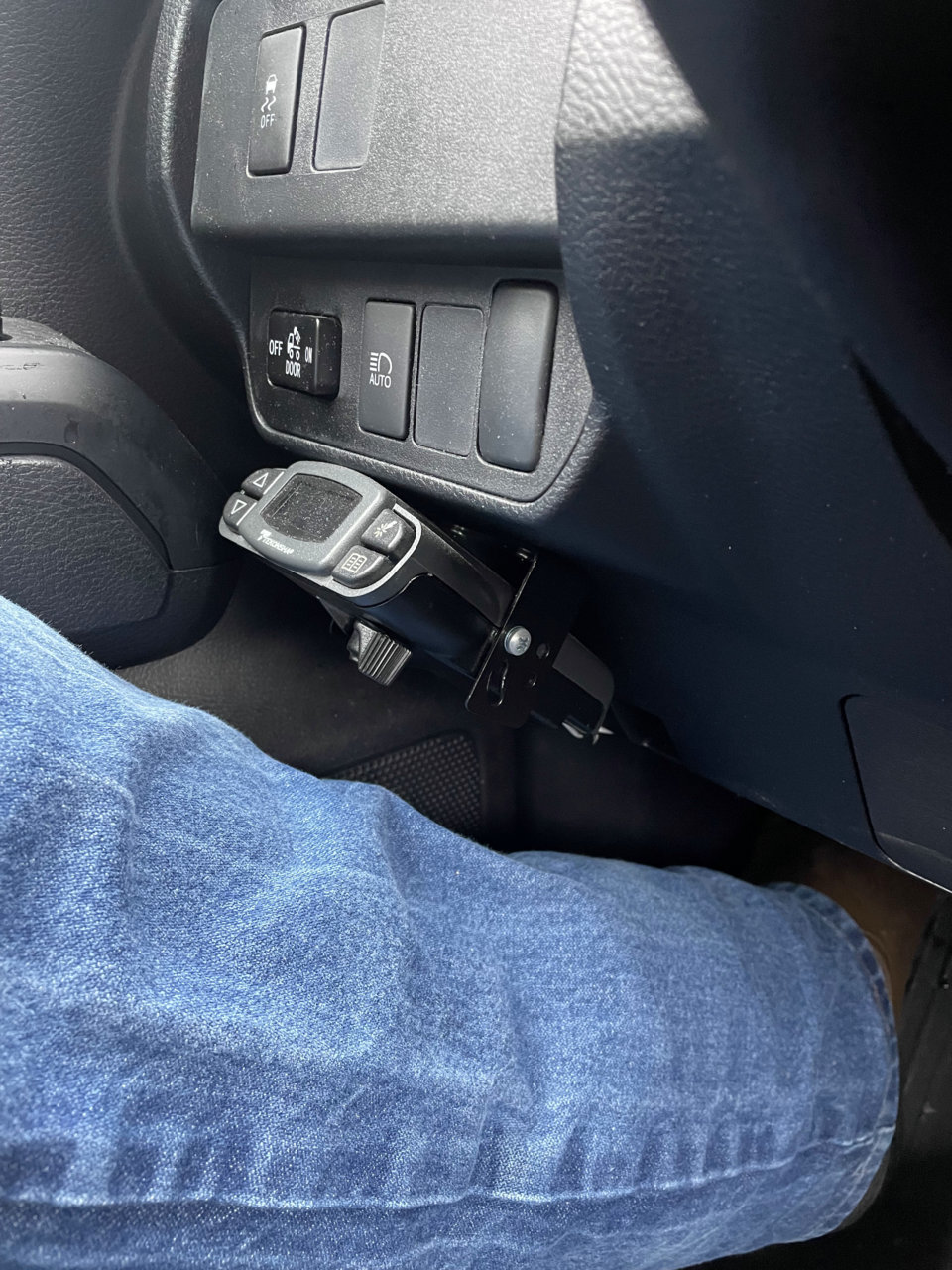 Brake Conroller.jpg