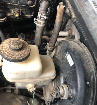 brakereservoir.jpg