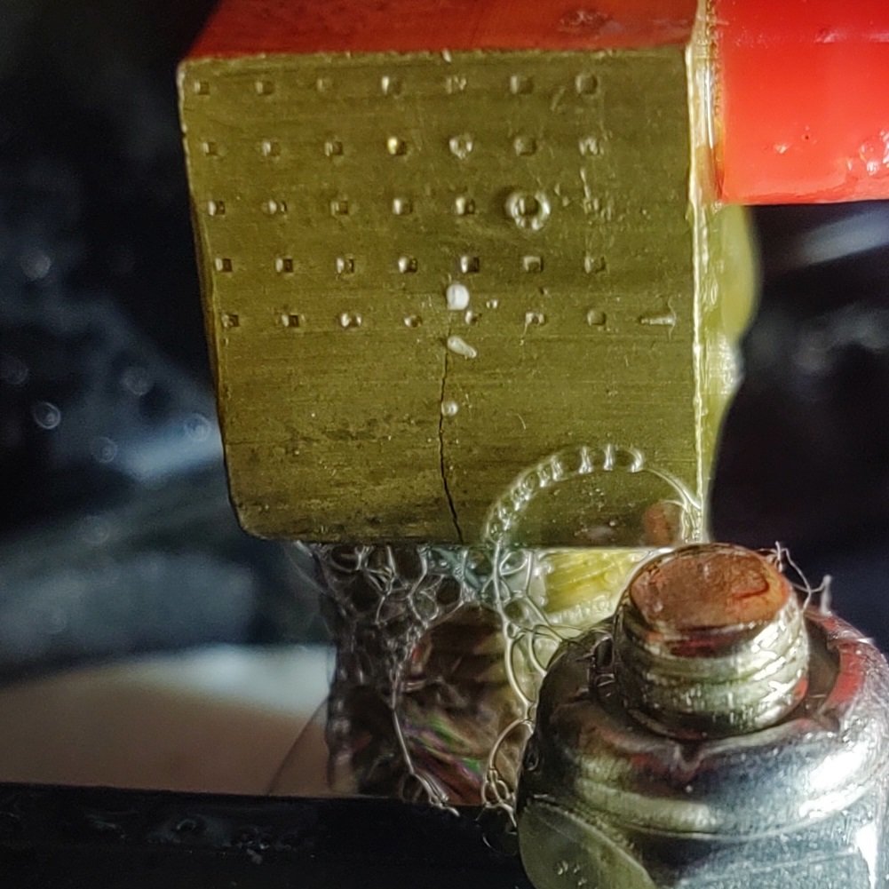 brass fitting air bags pass side zoom.jpg