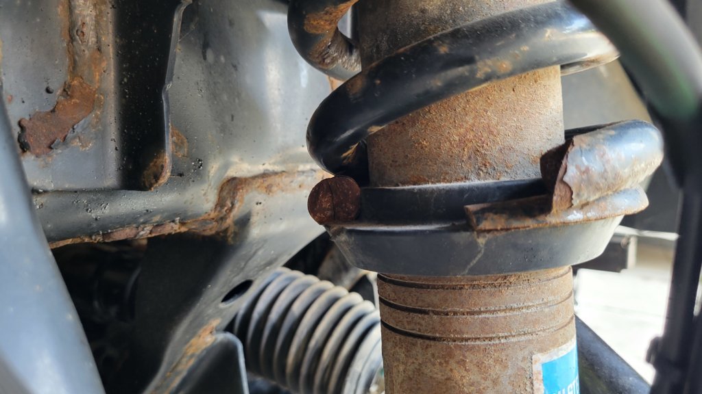 broke coil.jpg