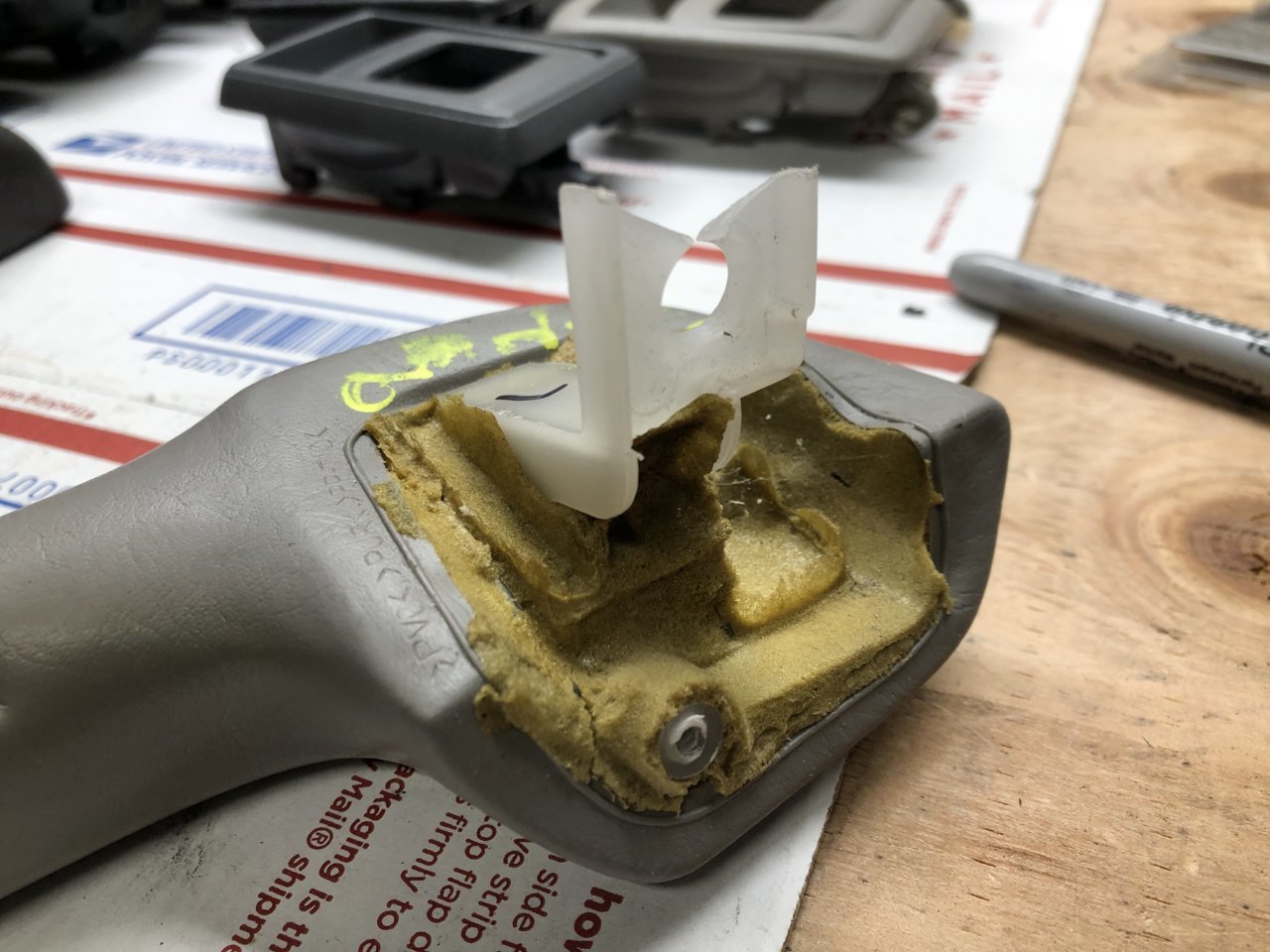 brokeHANDLE.jpg