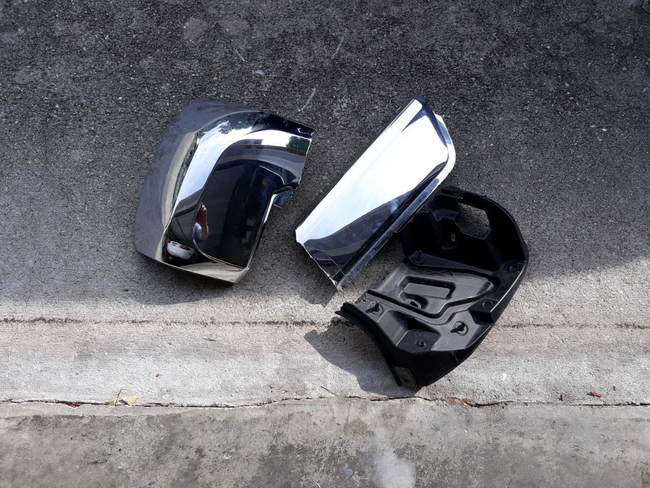 broken corner 2.jpg