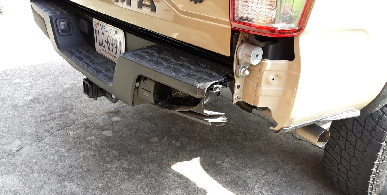 broken corner.jpg