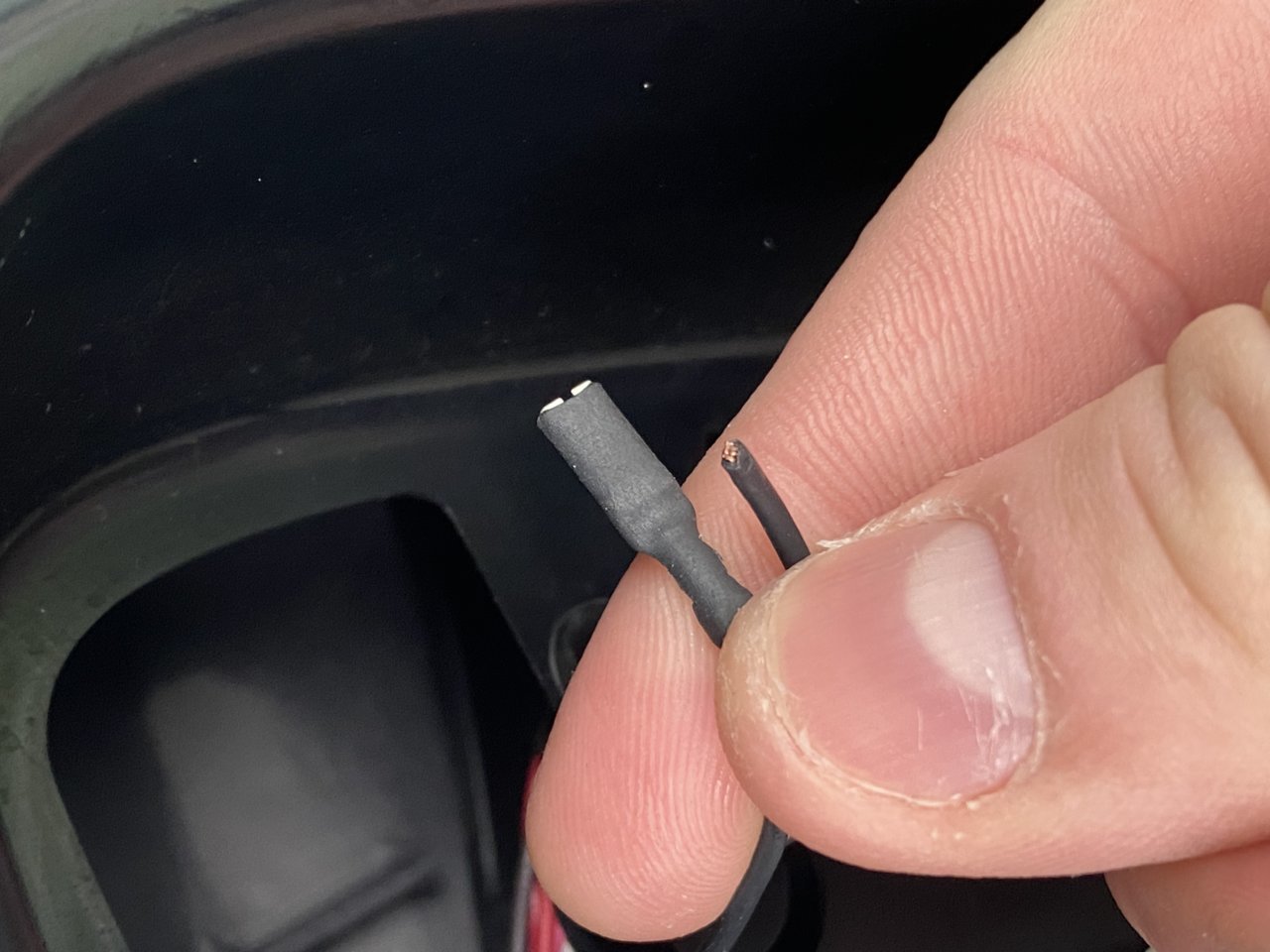 Broken Termination next to in-tact one.jpg