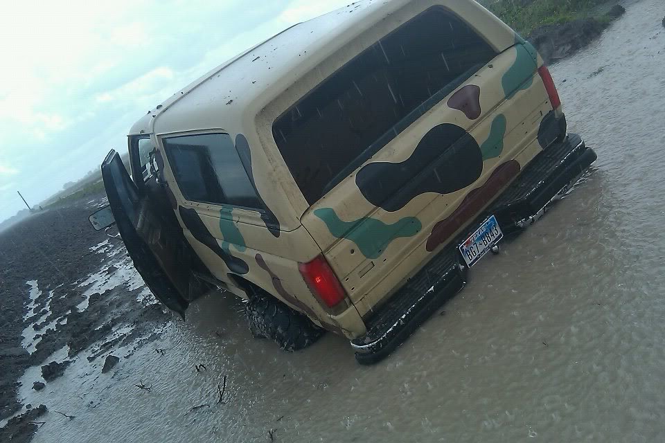 BRONCO_2970eca565e86a7716ca8f916b6c0db53f92f9a4.jpg