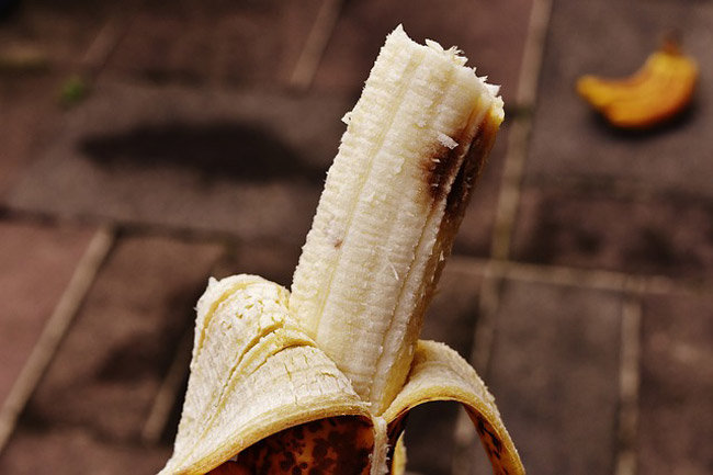 brown-spots-bananas.jpg