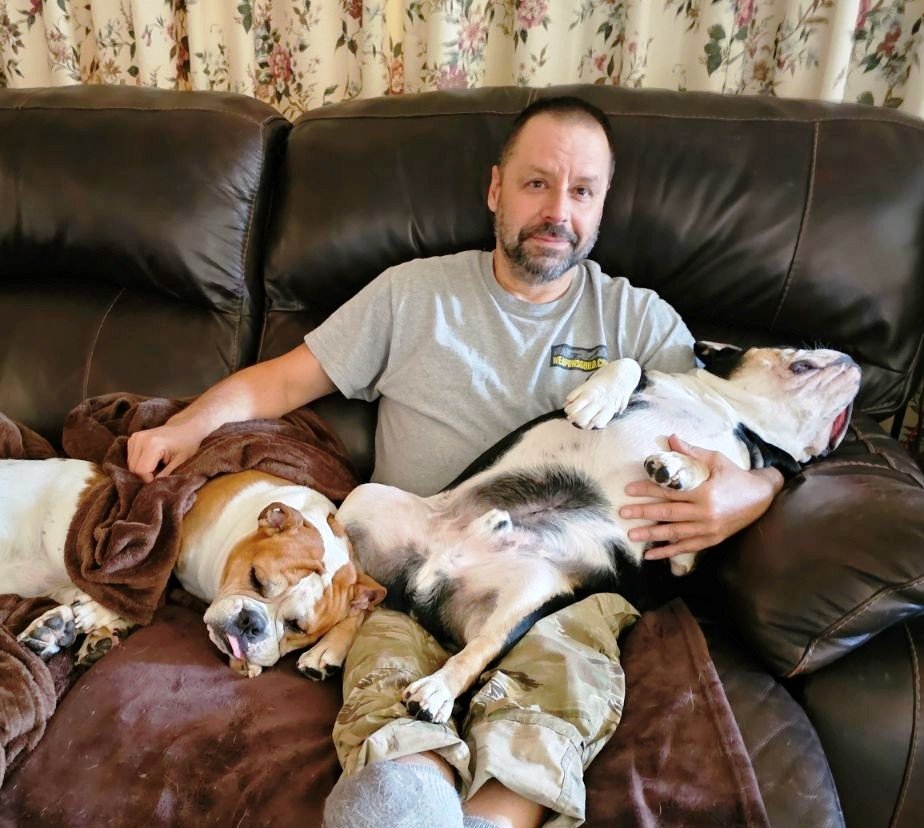 Browser & Poopy nap.jpg