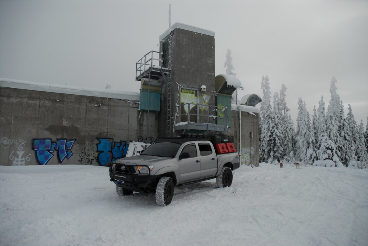 buildingtruck.jpg