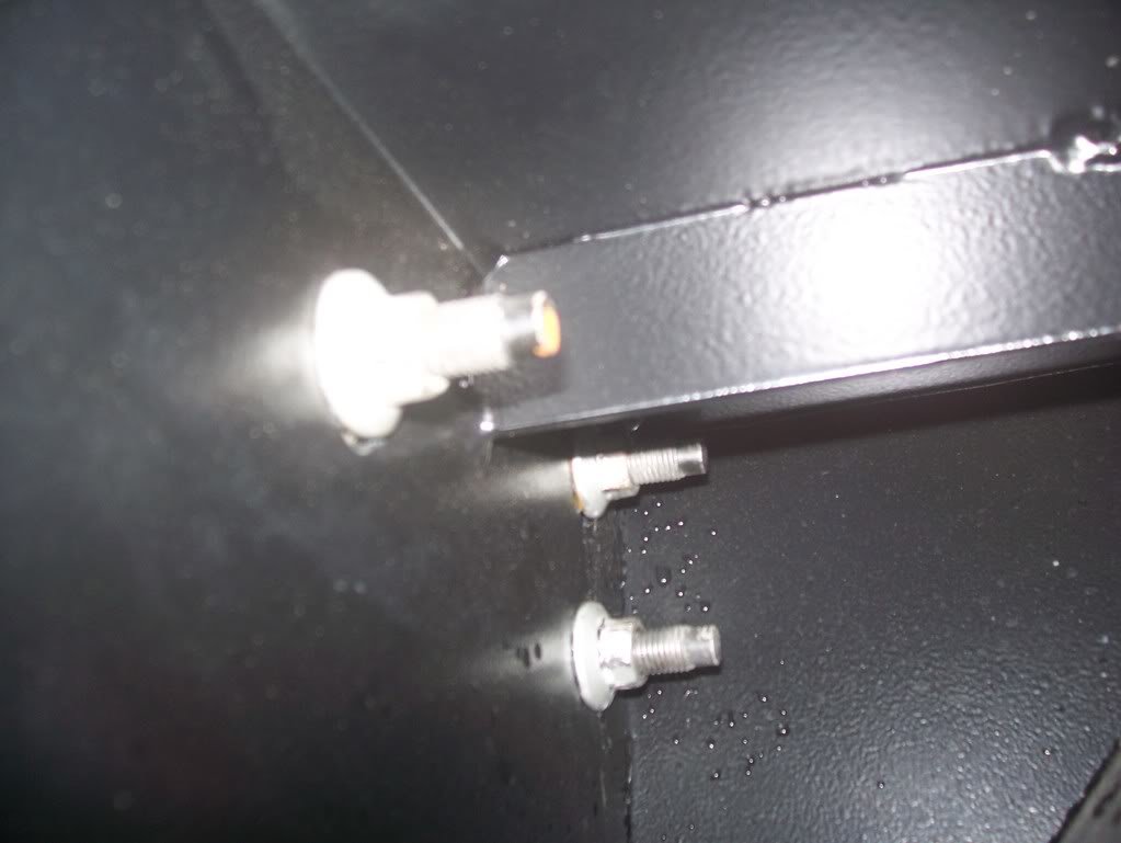 bumpermount001_7b1d05f1be8d54e72a89b6de61e8a2a6e32dbd8a.jpg