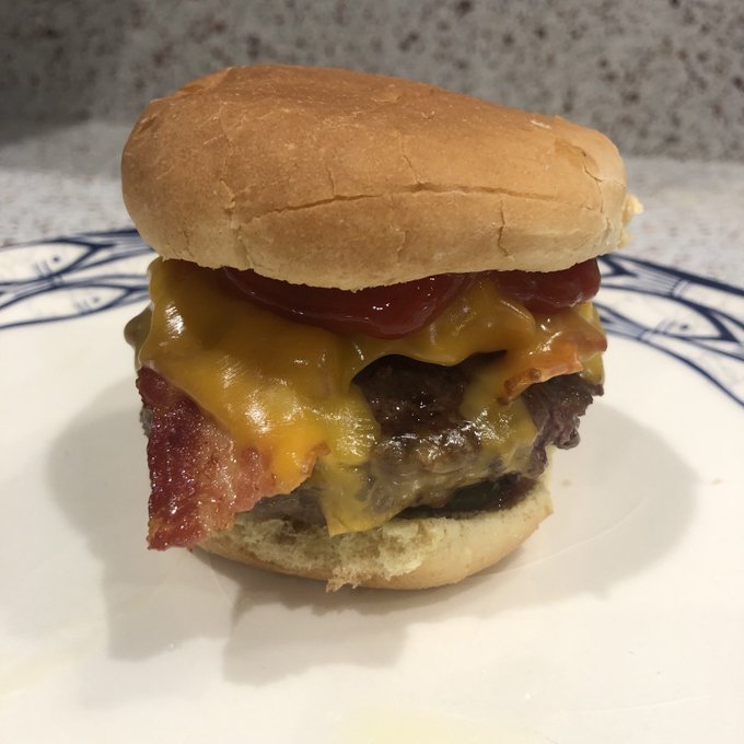 burger1.jpg
