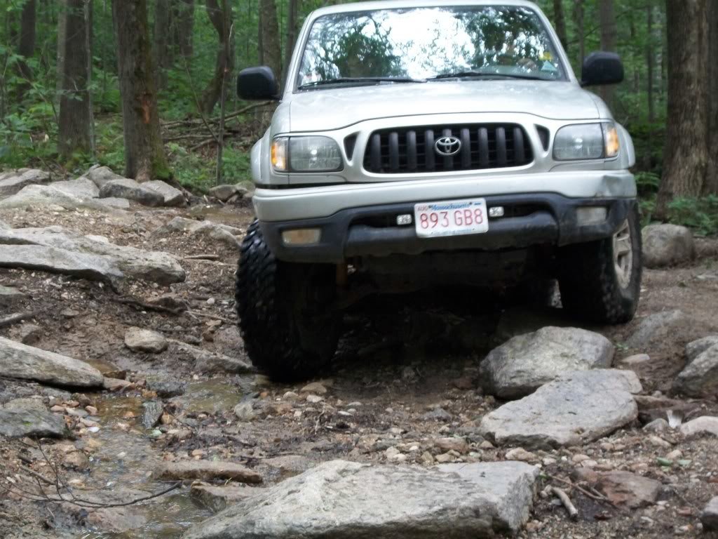 bustedbumper_5911cf1de9afa6f8b2cf3f743d1075bbc0dbd74a.jpg