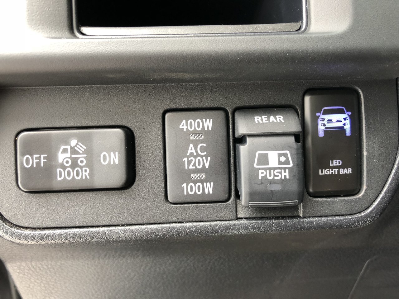 button1.jpg