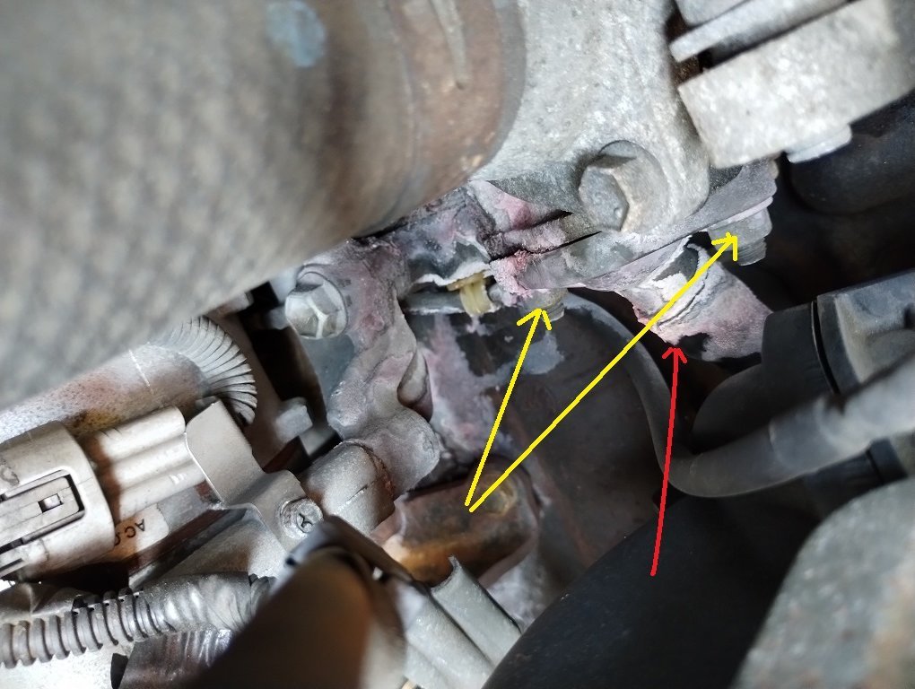 Bypass tube coolant leak  arrrows 31JUL24.jpg