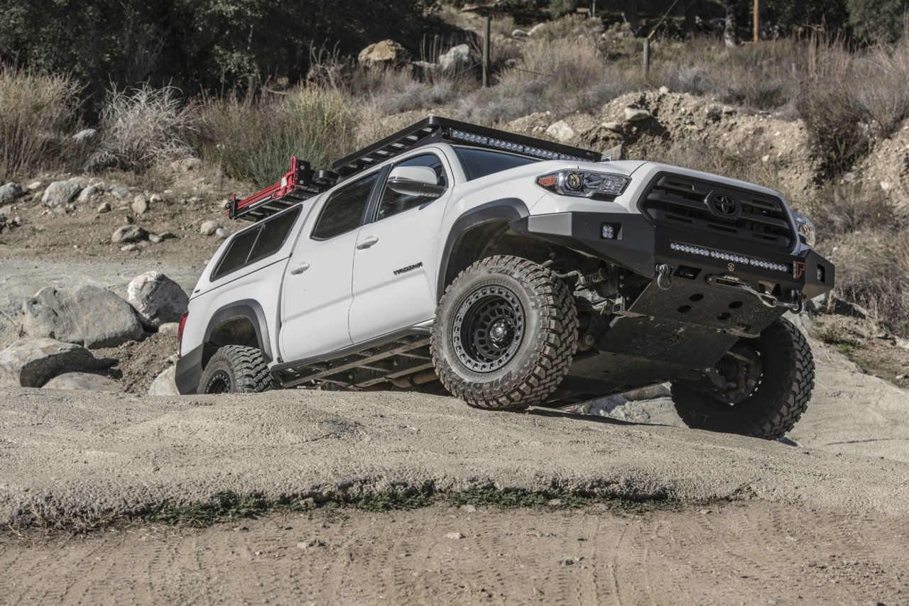 C - ZEYPHR - TACOMA TRD OR - 01.jpg