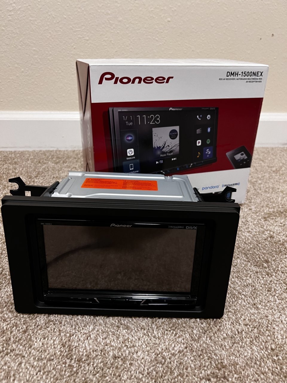 Sold Pioneer DMH1500NEX World