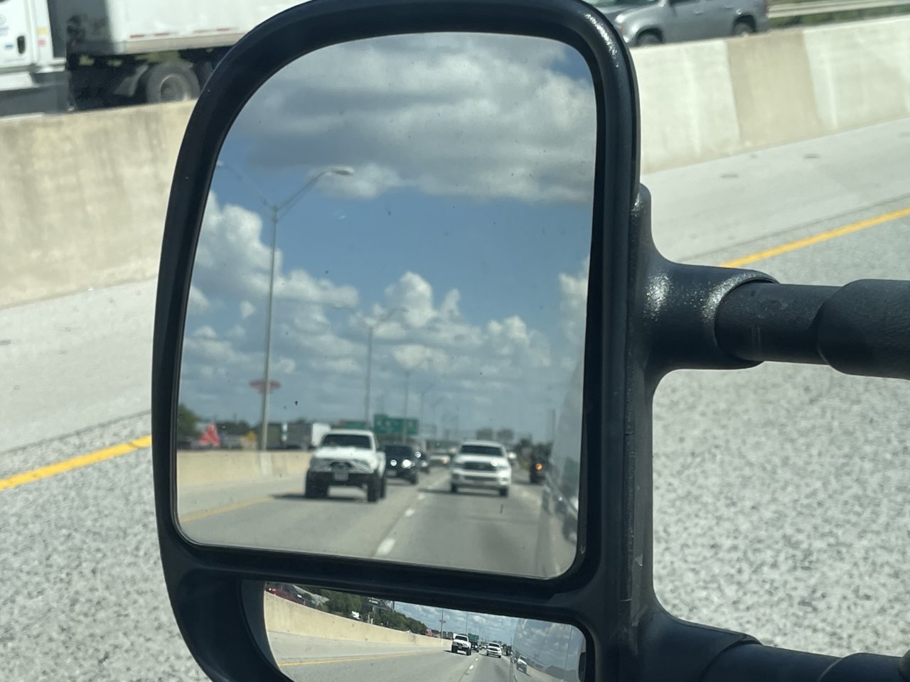 C69DE943-E67E-4902-9E79-81DA90DBD936.jpg
