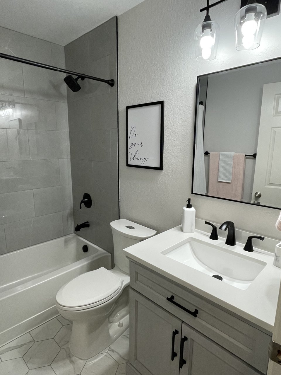 C930384F-F50A-4AD4-AE90-7A314AA9D1A9.jpg