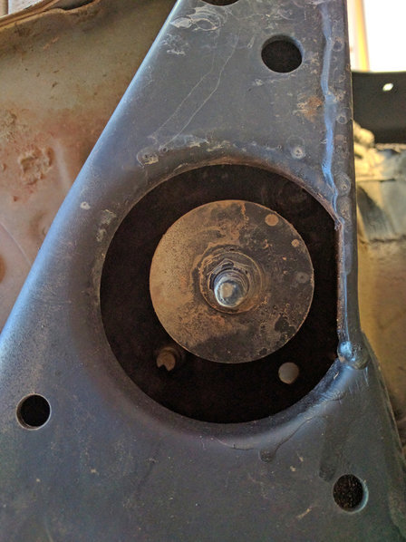 cab mount chop 01.jpg