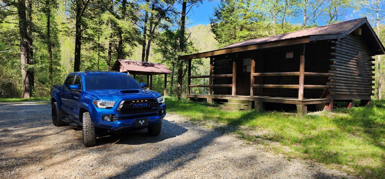 Cabin pic.jpg