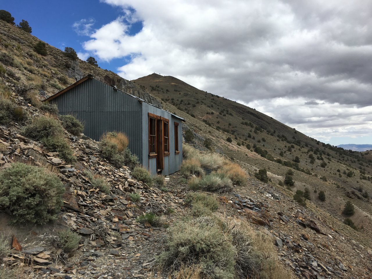Cabin_8706.jpg