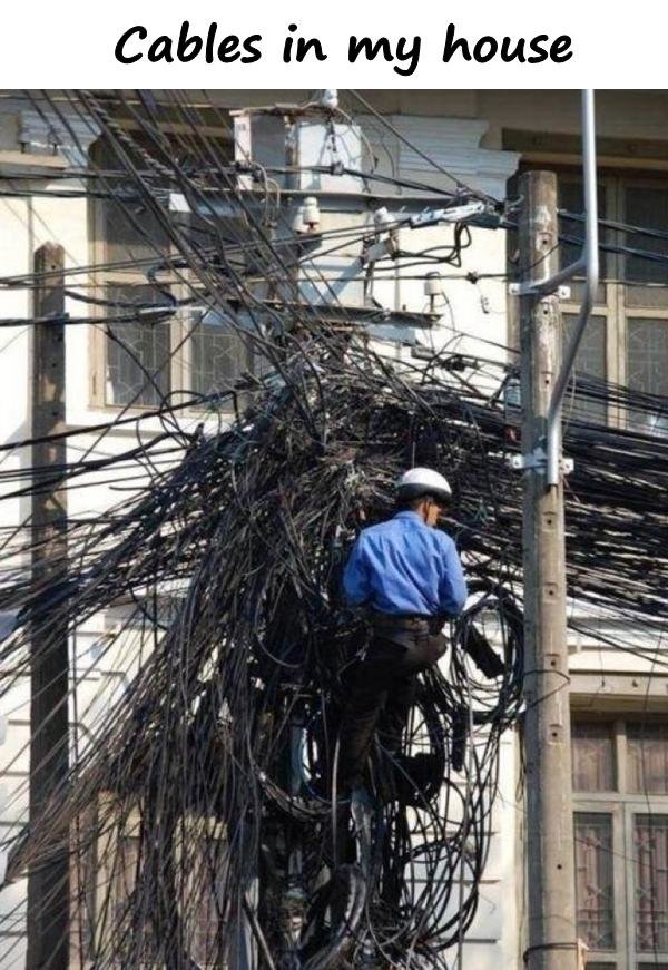 cables_in_my_house_2777.jpg