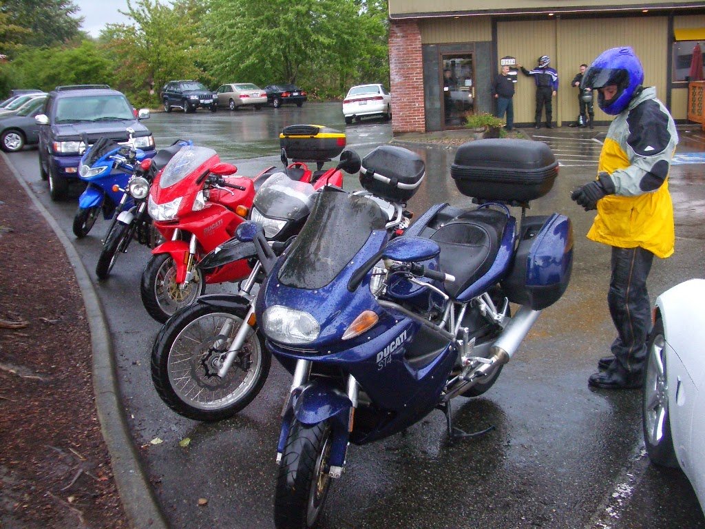 Cafe Veloce.jpg
