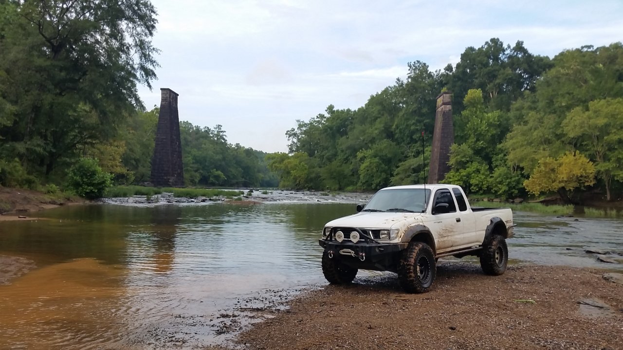 Cahaba River Montevallo.jpg