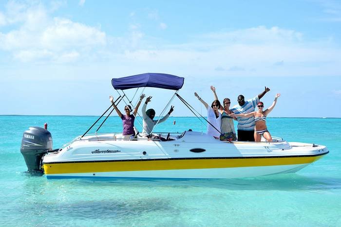 caicos-dream-tours-fun-boat-spaccone.jpg