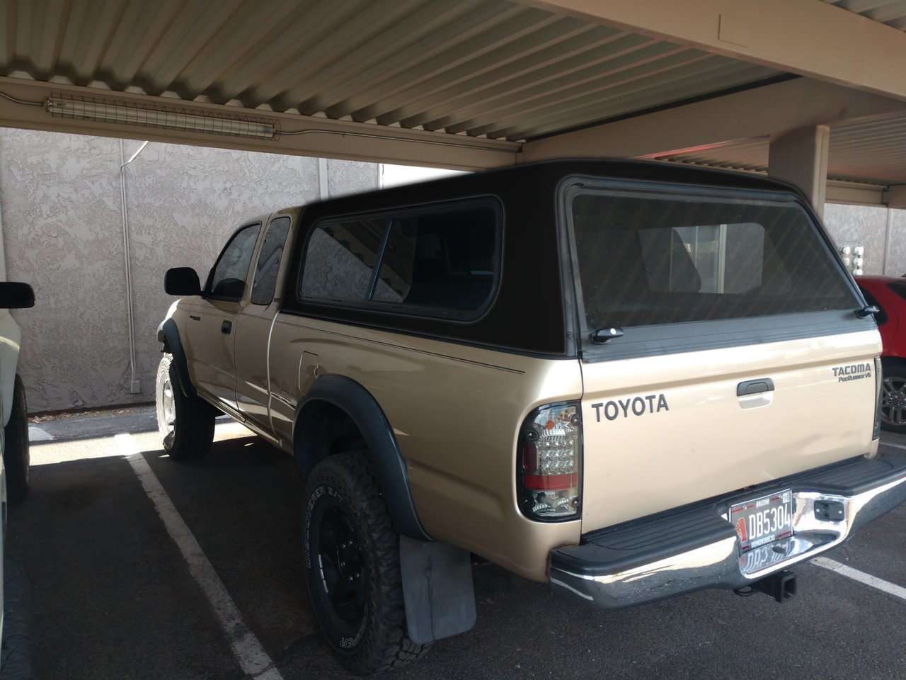 Camper1_Black.jpg