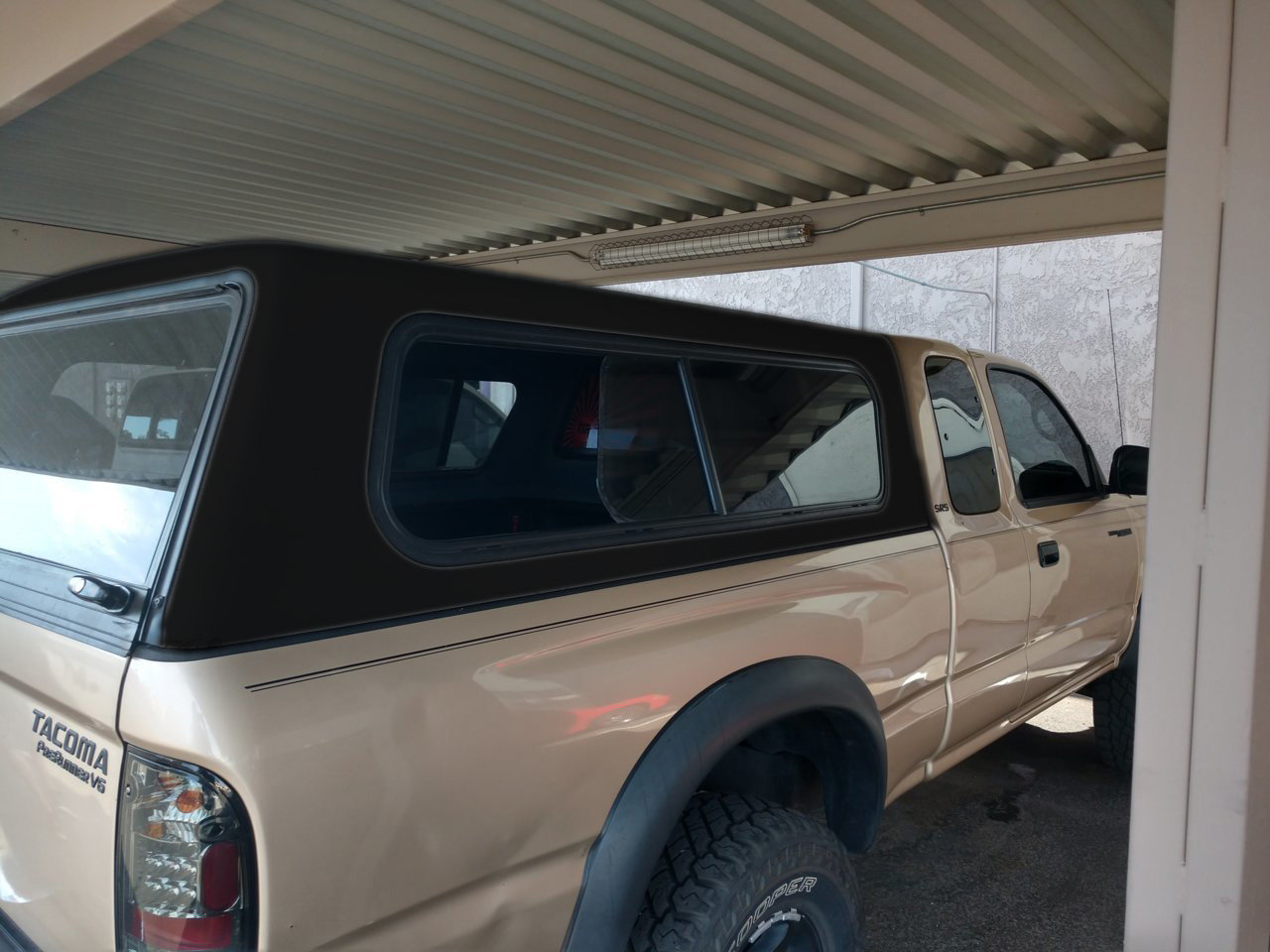 Camper2_Black.jpg