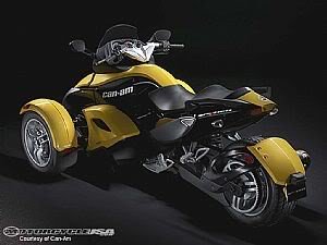 Can_Am_Spyder_yellow_0a00a5be5ef13b7f878616e337854e304475c6e4.jpg