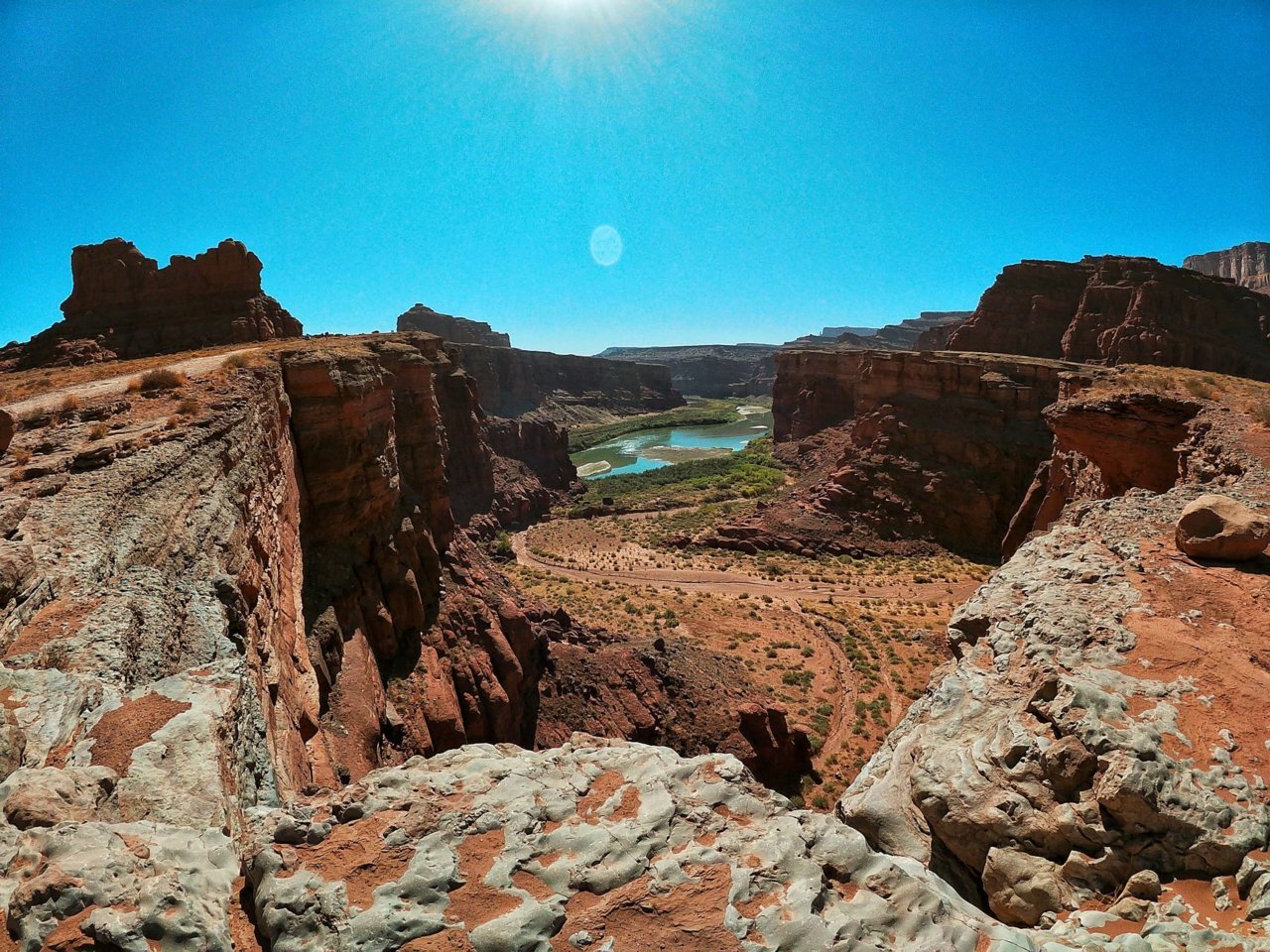 Canyonlands-1.jpg