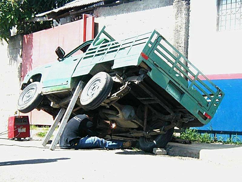 car-jack.jpg