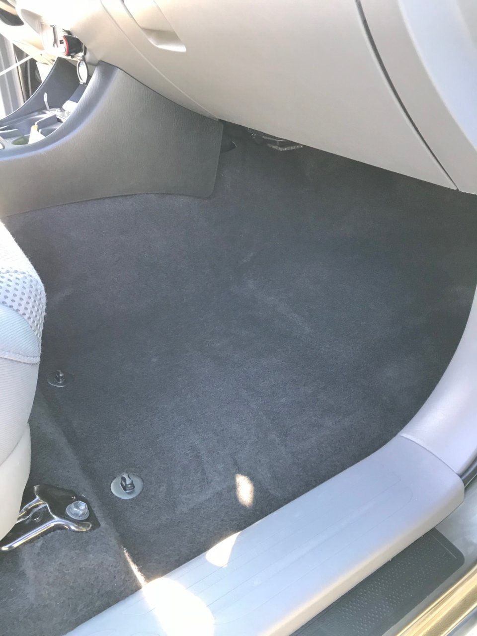 carpet flooring.jpg
