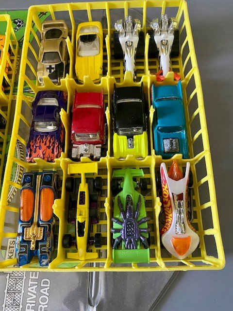 cars open case 2.jpg