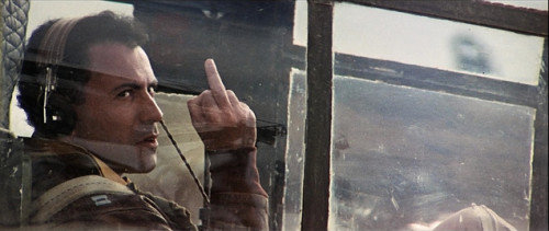 catch-22-yossarian-500x211.jpg