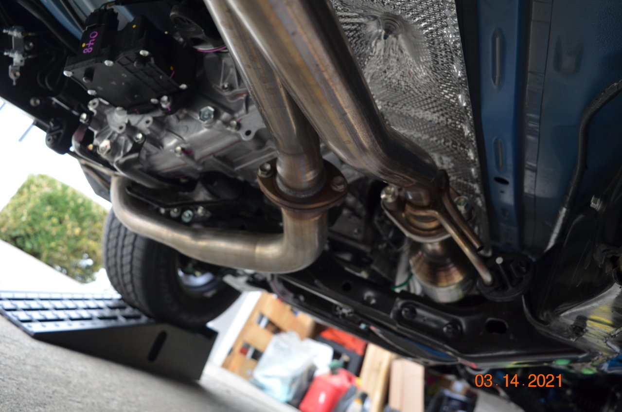 Catless Midpipe Install (1).jpg