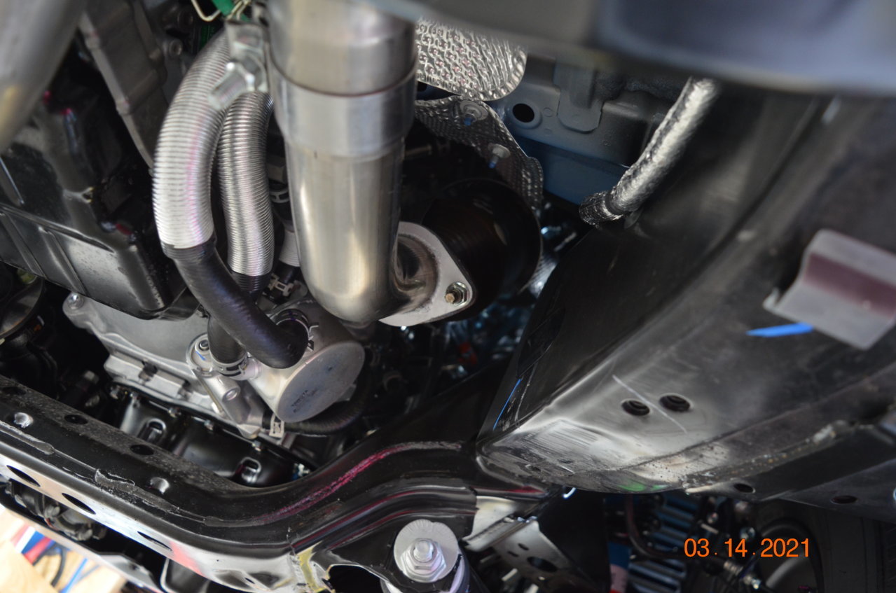 Catless Midpipe Install (5).jpg