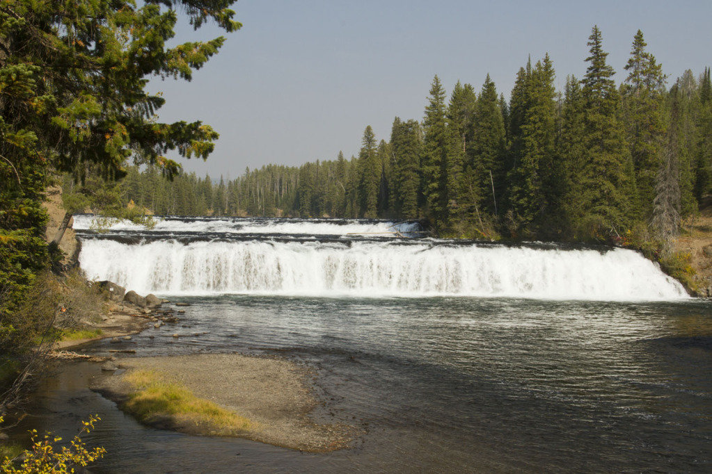cavefalls_cefe7026e1a05e065f15de9f0a51eb267d4139bf.jpg