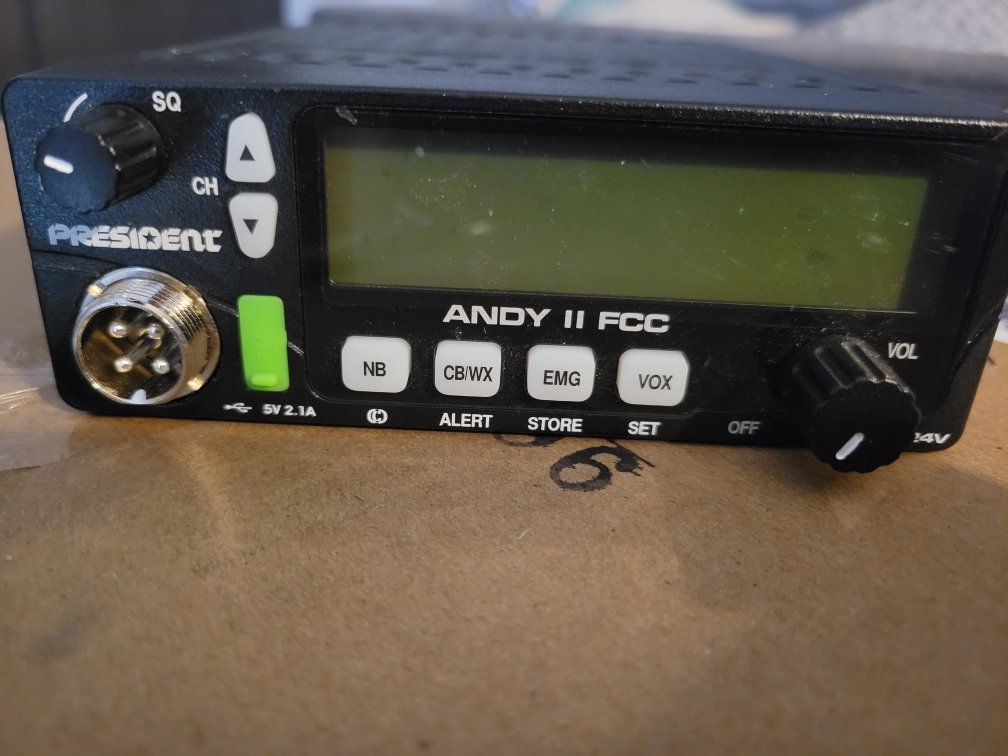 cb radio.jpg