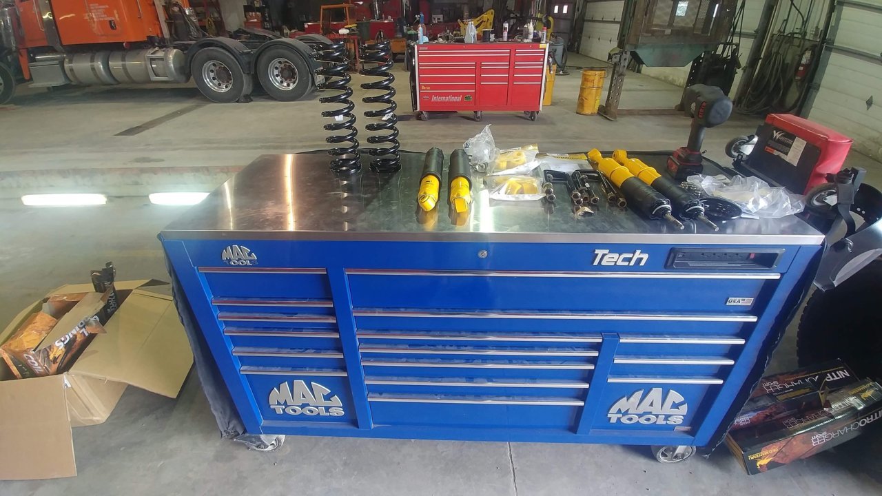 CE27B4B1-4609-41E2-BB62-26D4752E0958.jpg