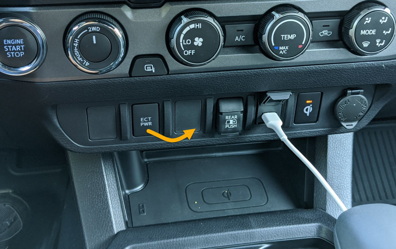 center panel.jpg